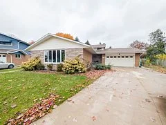 4171 Fernwood Crescent, Niagara Falls, ON L2E 6J3