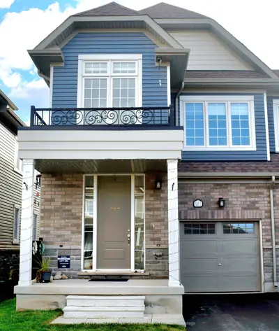 107 Molozzi Street, Erin, On N0b 1t0