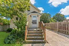53 Cady Street, Welland, On L3b 4b7