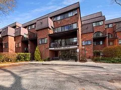 36 Hayhurst Road 363, Brantford, ON N3R 6Y9