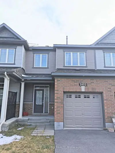 Att/Row/Townhouse in Barrhaven