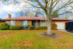 4 Christopher Court, Tillsonburg, ON N4G 4W5