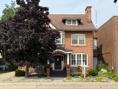 912 2nd Avenue W Main Floor, Owen Sound, On N4k 4m7