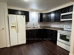 44 Frobisher Court, Cambridge, ON N1R 6Z5