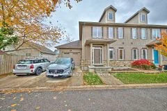 608 Simcoe Street 5, Niagara-on-the-lake, On L0s 1j0