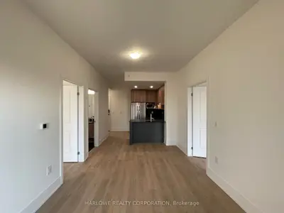 Condo Apartment in Hamilton