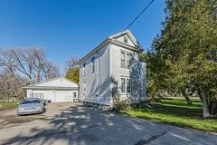Detached in Wilmot