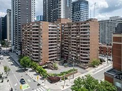 151 Bay Street 104, Ottawa Centre, On K1r 7t2