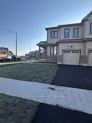Att/Row/Townhouse in Welland