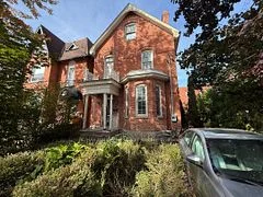 301 Waverley Street, Ottawa Centre, ON K2P 0V9