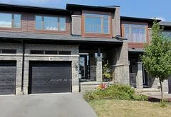 5080 Connor Drive 10, Lincoln, ON L3J 0T3
