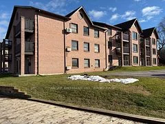 7 CENTRE Street 303, Greater Napanee, ON K7R 3X3