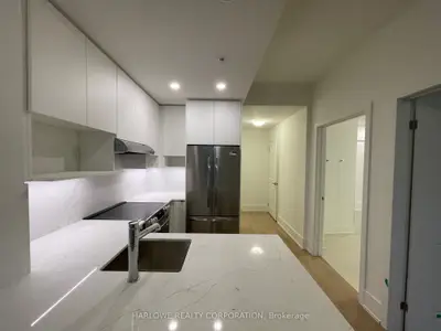 Condo Apartment in Hamilton