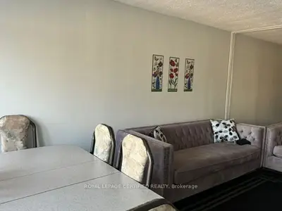 1357 Main Street E, Hamilton, On L8k 1b6