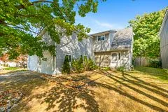 26 Monmore Road, London North, ON N6G 2W6