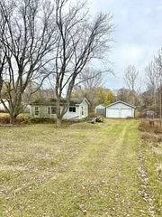 740 Lakeshore Road, Haldimand, ON N1A 2W6