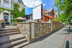 64 King Street E, Brockville, On K6v 1b3