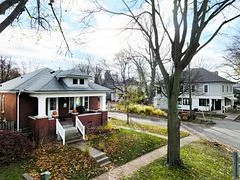 168 Russell Avenue, St. Catharines, ON L2R 1W6