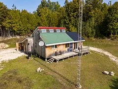 667 East Road, Northern Bruce Peninsula, ON N0H 1W0