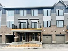 Att/Row/Townhouse in Kanata