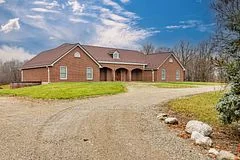 2643 Old Victoria Road, London South, ON N6M 1B8