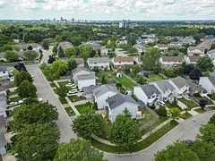 132 Sandy Street, London South, ON N5Z 2C7