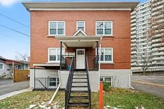 64 Genest Street 6, Vanier and Kingsview Park, ON K1L 7Z2