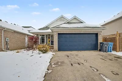 Detached in Guelph