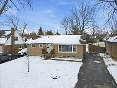 12 Maryknoll Avenue, Kawartha Lakes, On K9v 1a8