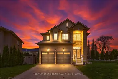 Detached in Hamilton