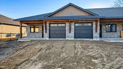 327 Arthur Street, Wellington North, On N0g 2l3