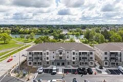 Condo Apartment in Welland