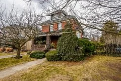 6107 Barker Street, Niagara Falls, On L2g 1y5