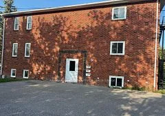 565 Emma Street 2, Gananoque, ON K7G 2Y6