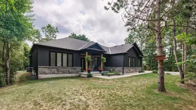 Detached in Lambton Shores
