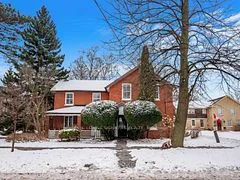 265 College Street B, Cobourg, ON K9A 3V1