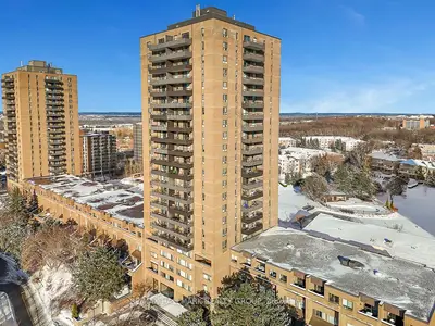 Condo Apartment in Manor Park - Cardinal Glen and Area