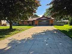 55 Penetangore Row S, Huron-Kinloss, ON N2Z 2L8