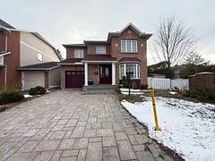 2 Kentsdale Drive, South of Baseline to Knoxdale, ON K2G 6K2