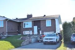 86 Elvaston Avenue B, South of Baseline to Knoxdale, ON K2G 3X9