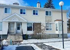 94 McDermot Court 13, Kanata, ON K2L 3V1