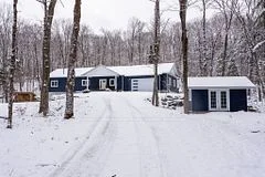 2435 Ravenscliffe Road, Huntsville, On P1h 2j2