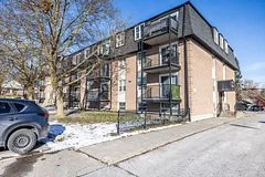 25 College Street E 308, Belleville, ON K8P 2E3