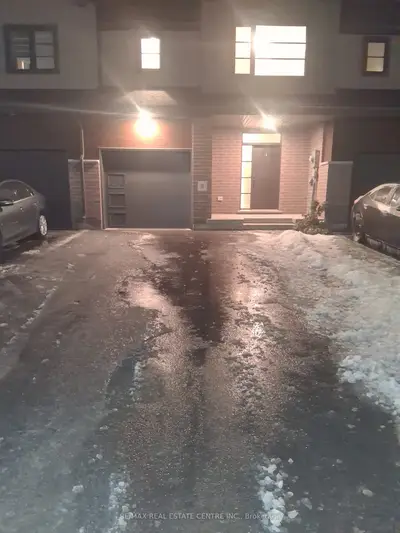 Att/Row/Townhouse in Tillsonburg