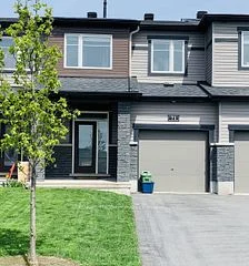 Att/Row/Townhouse in Orleans - Cumberland and Area