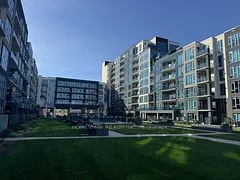 Condo Apartment in Grimsby