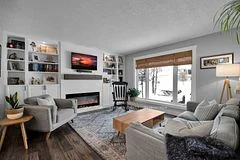 14 Beechwood Path, Huntsville, ON P1H 1S8