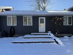 579 Peneshula Road Poolside, Lanark Highlands, ON K0A 3L0