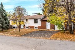 530 Rowanwood Avenue, Carlingwood - Westboro and Area, ON K2A 3E1