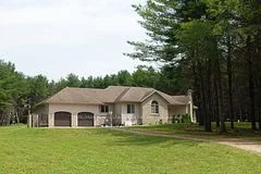 230 South Water Street, Wellington North, On N0g 2l3